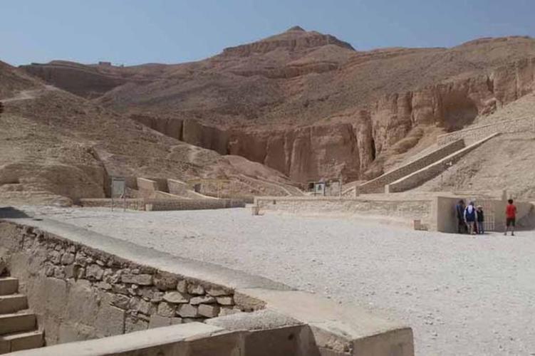 valley-of-the-kings-and-valley-of-the-queens-with-lunch-in-luxor-424367_751x500 valley-of-the-kings-and-valley-of-the-queens-with-lunch-in-luxor-424367_751x500